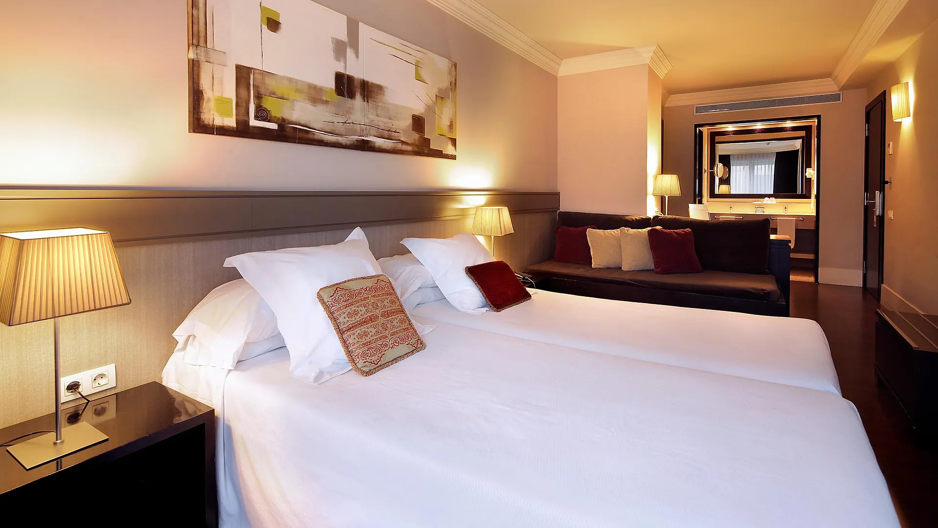Hotel Condado Barselona İspanya