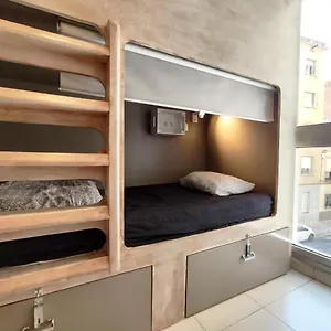 Onefam Sants , Barcelona Hiszpania