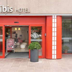 Ibis Meridiana ** Barselona